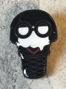 Disney Pin Edna Mode Pixar Incredibles Ice Cream Cone Collection Hot Topic 2021